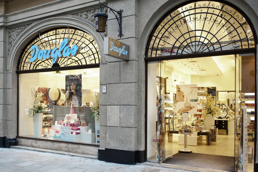 選對展柜,讓你的化妝品店瞬間加分