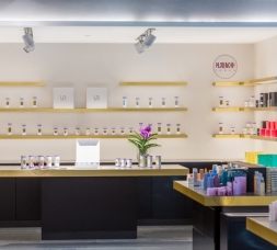 時尚清新美容美發店展柜效果圖